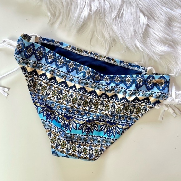 Jessica Simpson Navy Blue Medallion Boho Floral Side Tie Bikini Bottoms - Picture 6 of 6